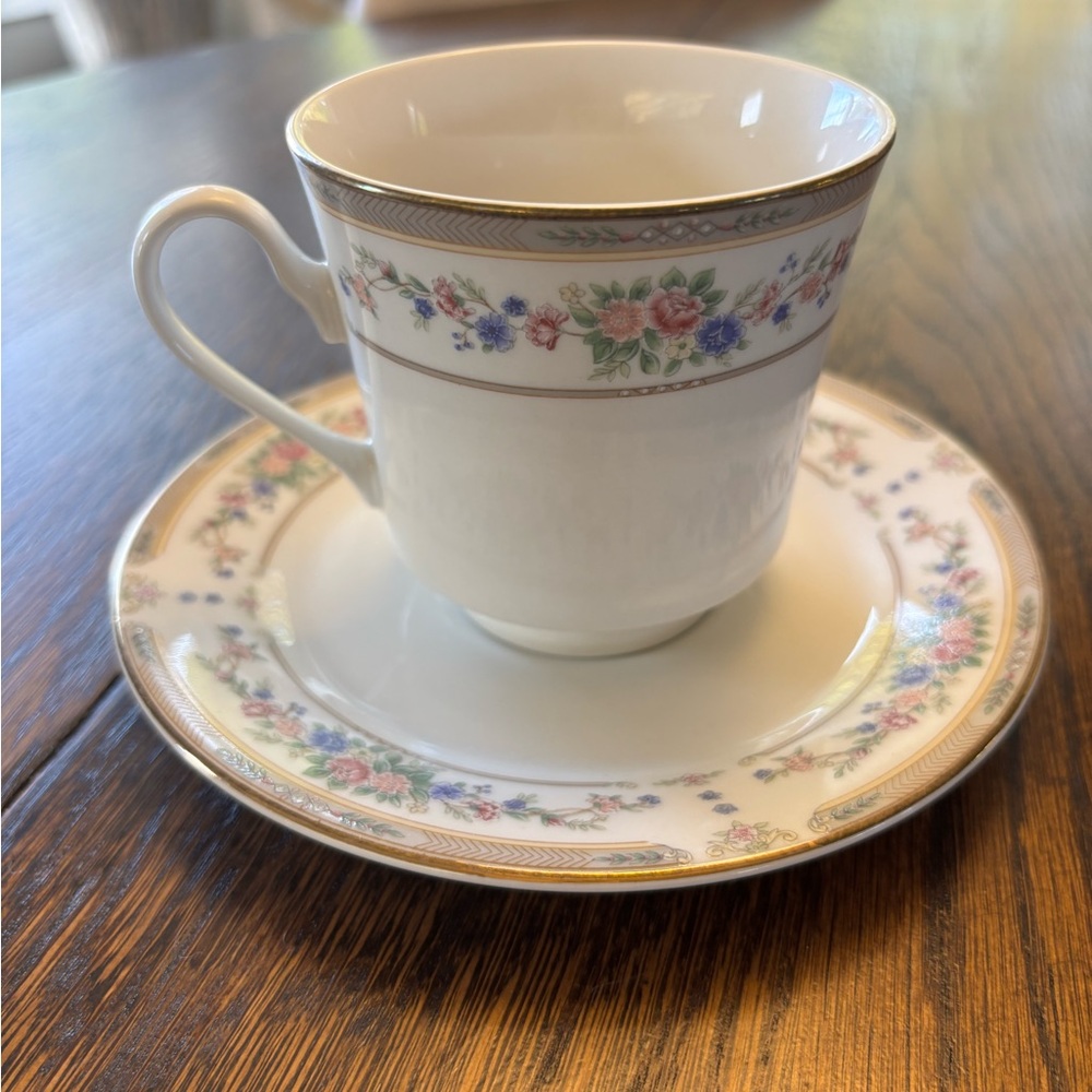 Floral Porcelain Teacup and Saucer Set